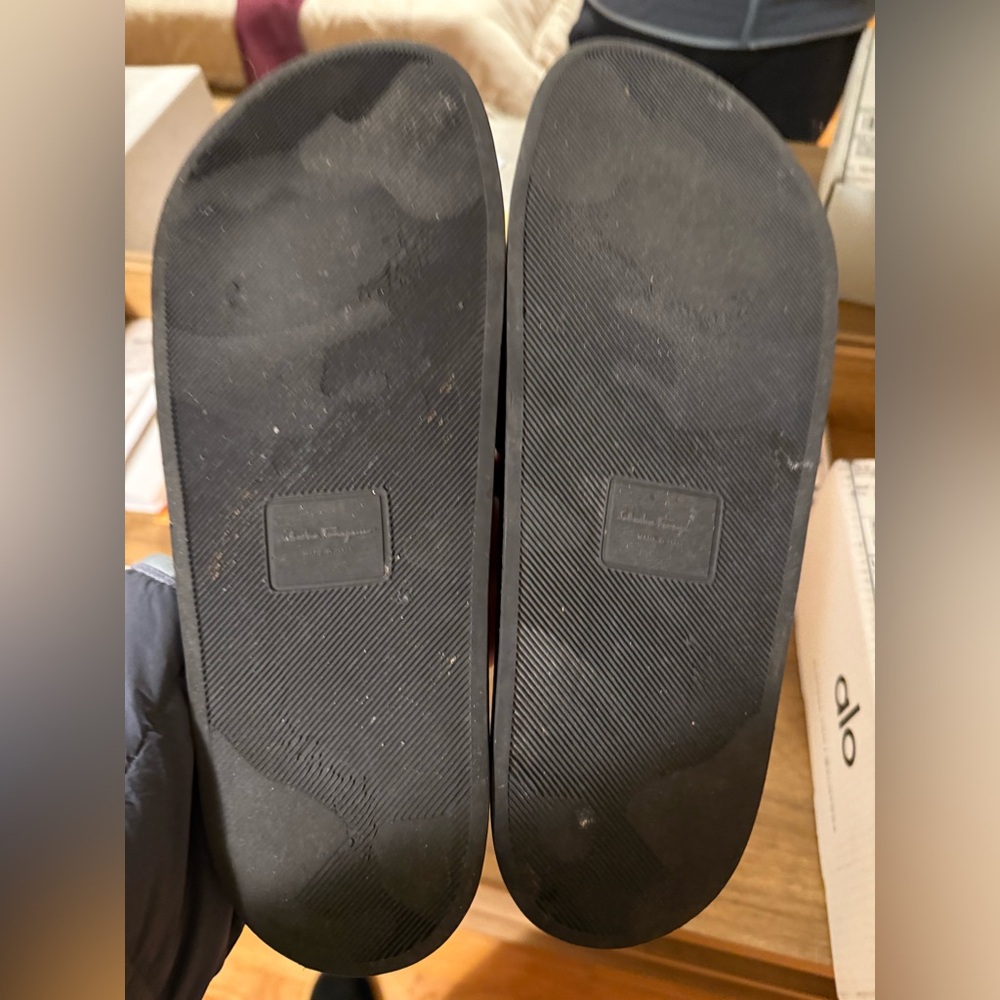 Salvatore Ferragamo Slides Size 11